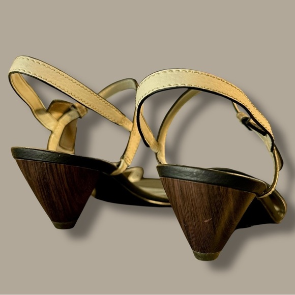 NWOT Charles & Keith Black & White Colorblock Bow-Detail Wooden Cone Heels Sz 11 - Picture 12 of 16